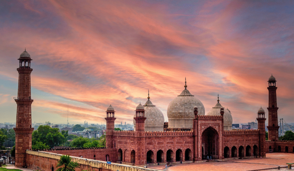 Top Tourist Places in Lahore